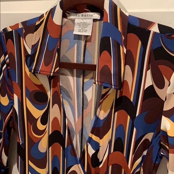 WRAP AROUND DRESS - Picture 3 of 5